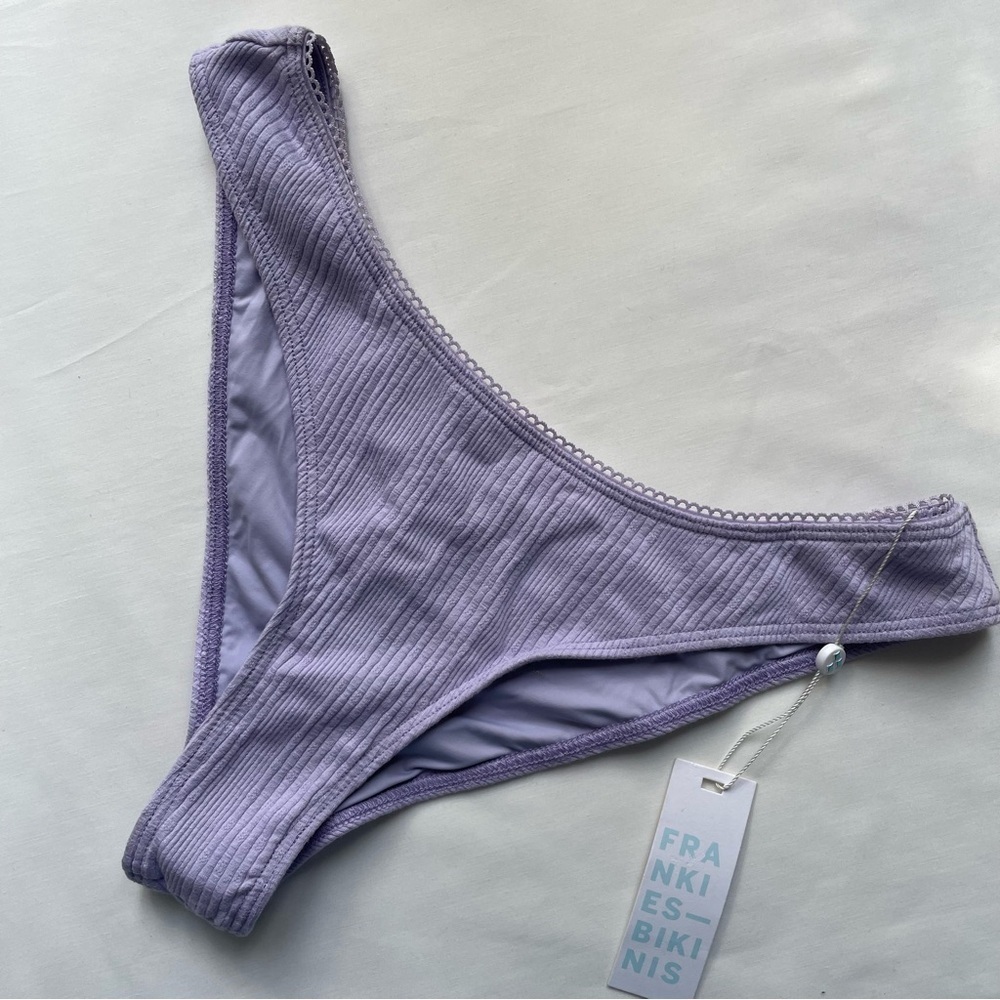 NWT Women’s Frankies Bikinis Katarina Cheeky Bikini Bottom in Violetta Large